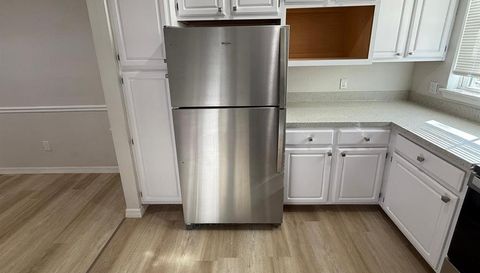 3478 Westchester Square