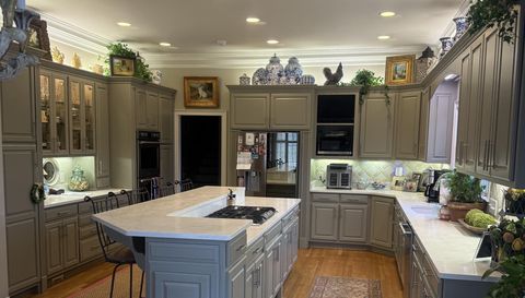 4806 Greenhill Blvd NW