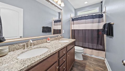 1106 Thessallian Ln