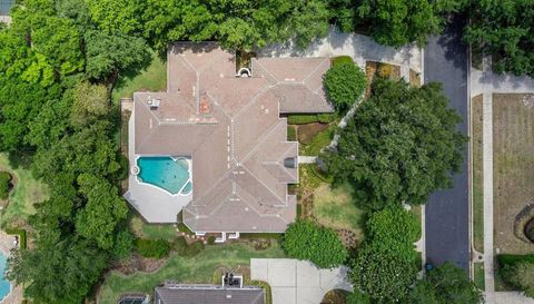 9017 GREAT HERON CIRCLE