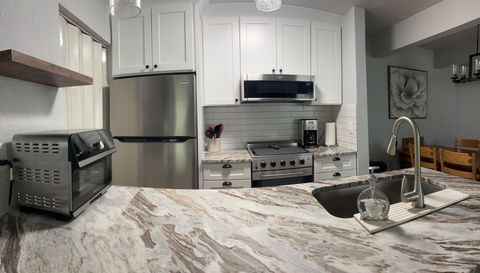 264 Alexandra Dr Unit 10