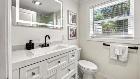 578 - 580 COMPANION WAY