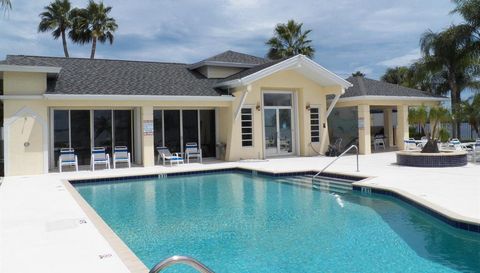 4139 Moon River Circle