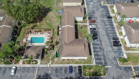 202 Red Maple Pl