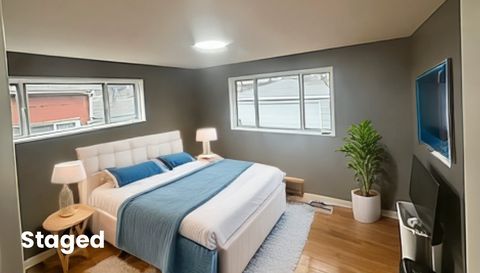 8312 S KENWOOD Avenue