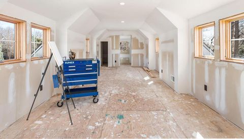 1912 Linner Woods Court