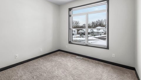 7440 Glengarry Place