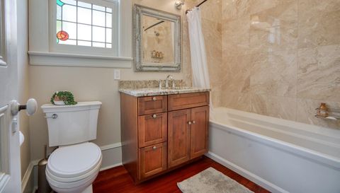 174 Avenida Menendez