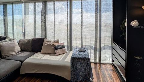 255 Dolphin Point