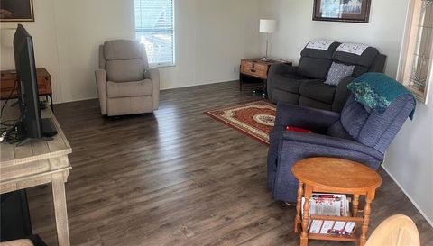 1601 Hwy 441 Se