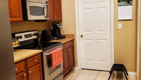 8520 Broken Willow Ct