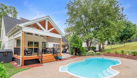 209 Southfork Ln