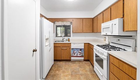 8479 NW 38TH DRIVE