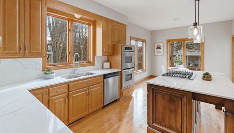 10035 Gristmill Ridge