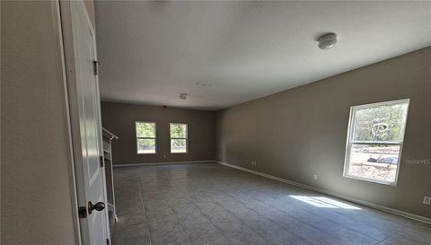 12569 Creekside Manor