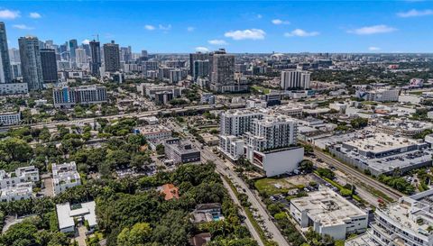 3900 Biscayne Blvd