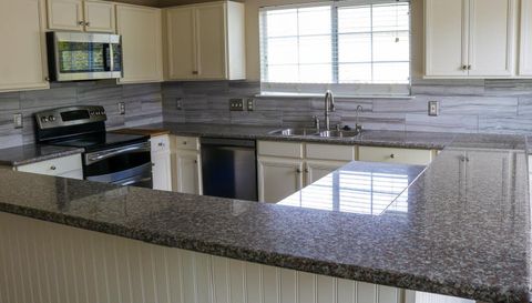 206 Debbie Ann DR