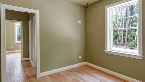 642 Boundary Loop Rd NW