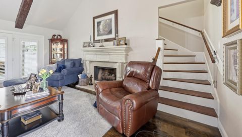 125 Lexington Dr