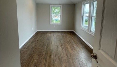7 E Clearwater Rd