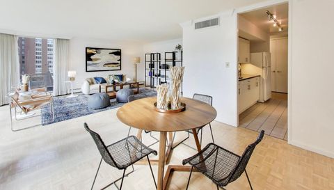 1310 N Ritchie Court