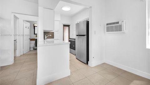 1195 Marseille Dr