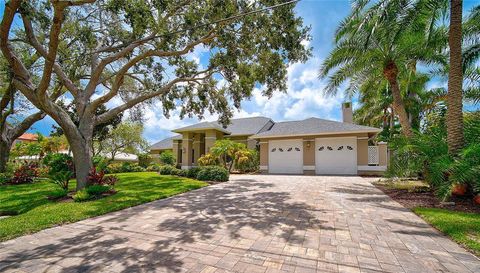 445 Bayshore