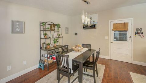 2032 GATEWOOD DRIVE