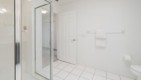 240 N Country Club Dr