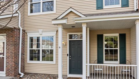 10910 Goodhue Street NE