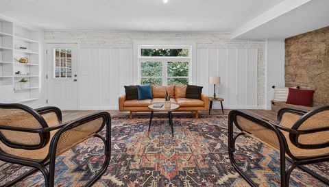 23 Clearbrook Rd