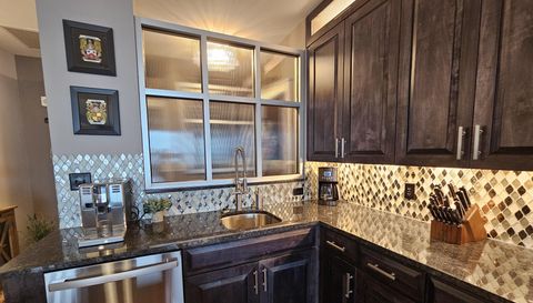 333 W Trade St Unit 1202 Charlotte