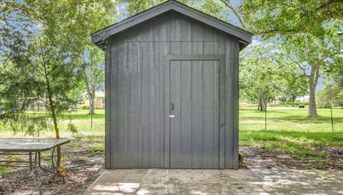 4922 County Road 937b