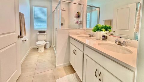 1005 SPRING PALMS LOOP