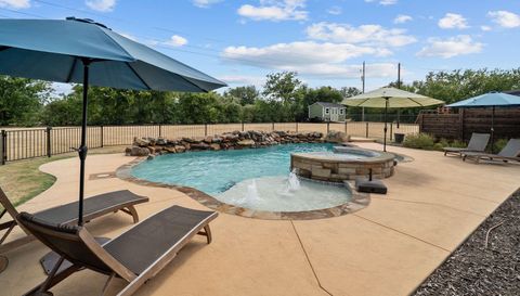 1910 Circleview Dr