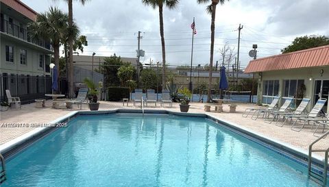 805 W Oakland Park Blvd