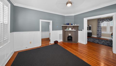 425 Roanoke Ave