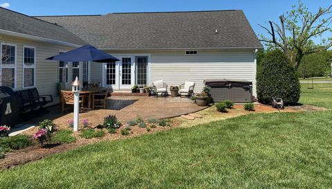 251 Carriage Trace Ln