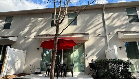 7522 ALOMA PINES COURT