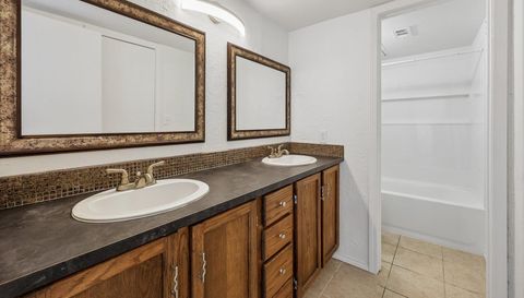 5200 Martel Ave #7d