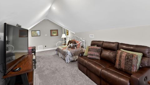 3757 Laurel Park Hwy Hendersonville