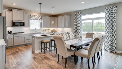 3155 Sunflower Way NW