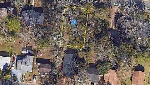 1405 Hernando