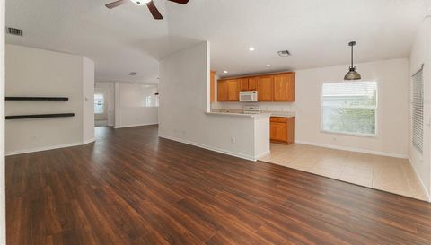 4570 SW 52ND CIRCLE