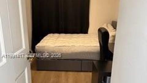 1280 S Alhambra Cir