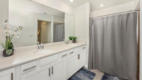 12550 GALAPAGOS STREET