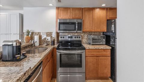 770 Claughton Island Dr