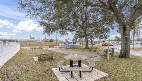 4352 TAHITIAN GARDENS CIRCLE