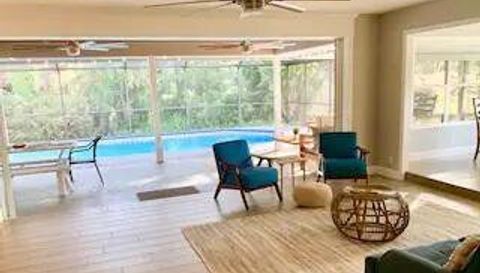 990 Town Terrace