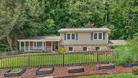 23 Clearbrook Rd